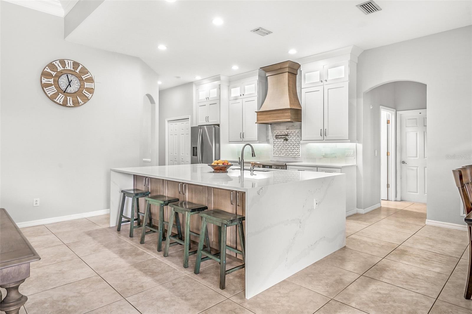 6206 OCILLA LOOP