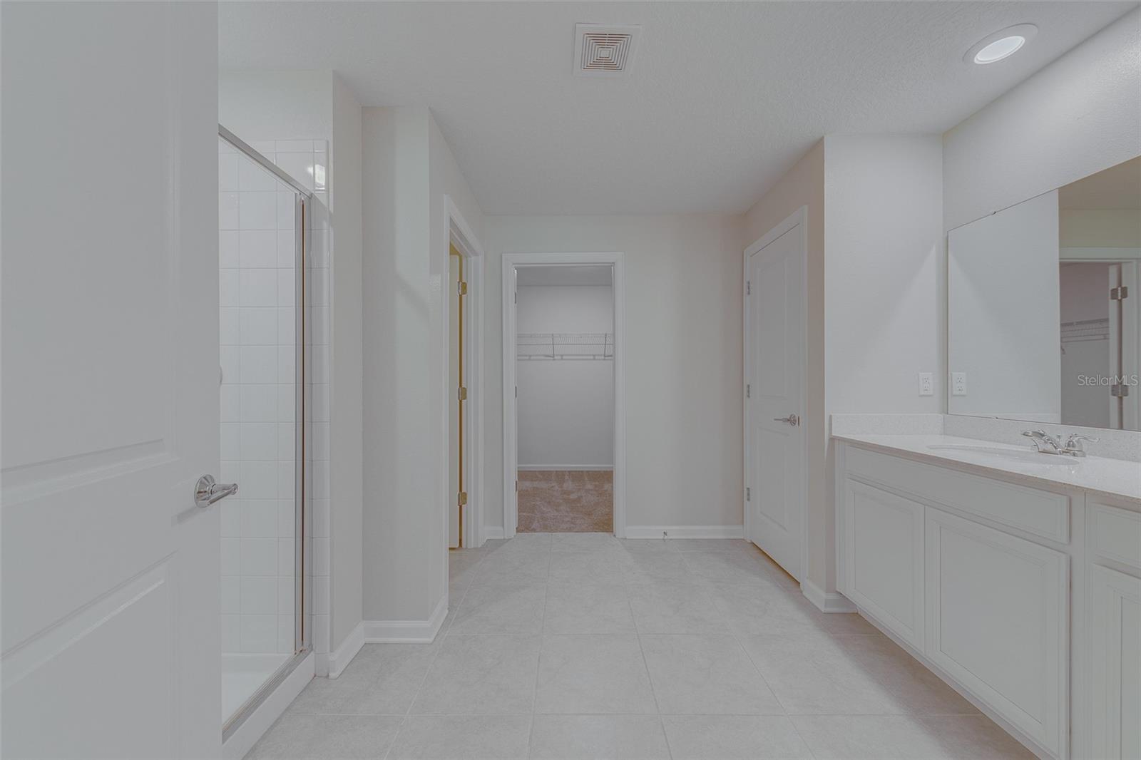 GREATER LAKES PH 4 - Residential Lease