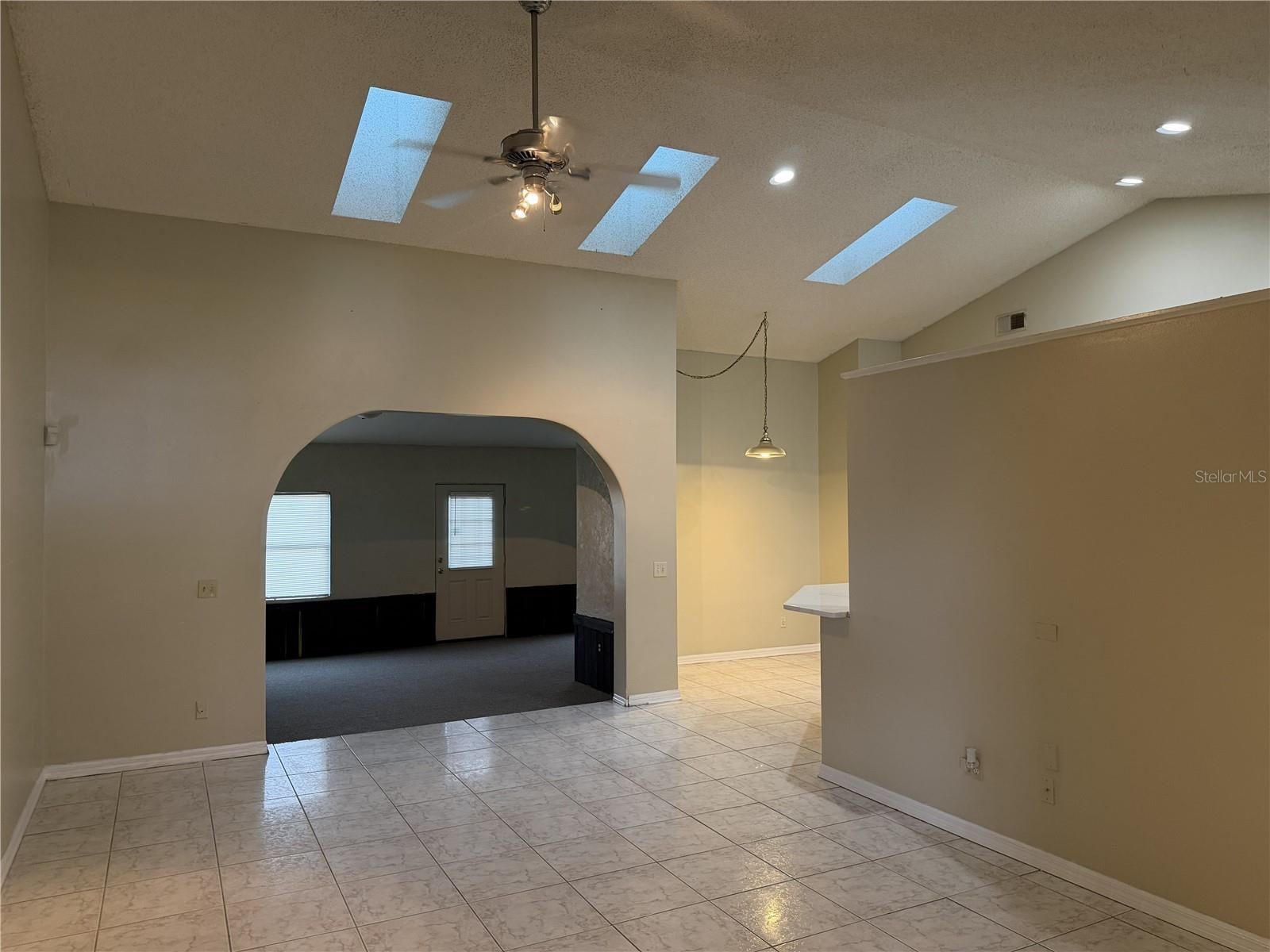 SILVER RIDGE PH 04 - Residential
