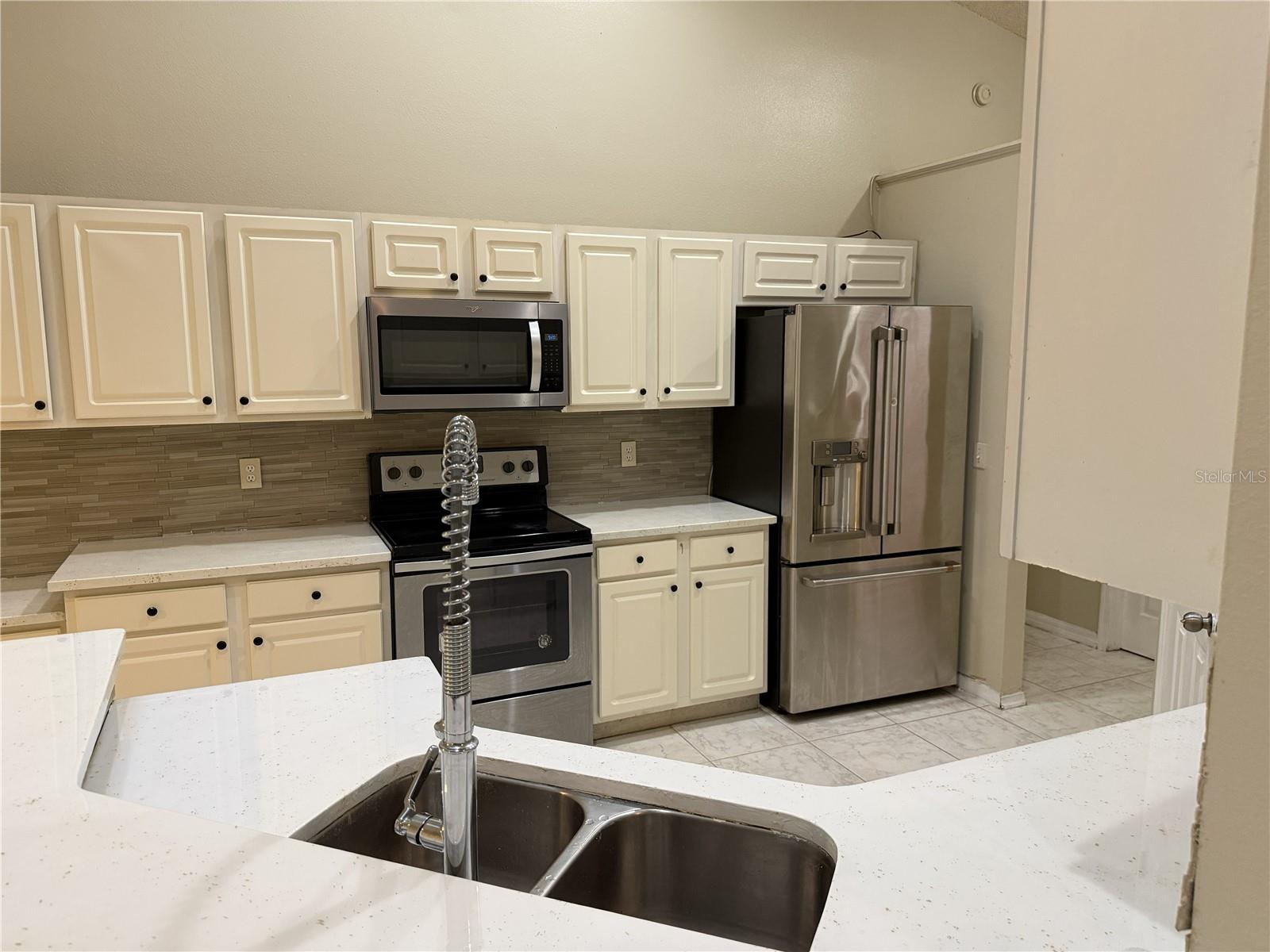 SILVER RIDGE PH 04 - Residential