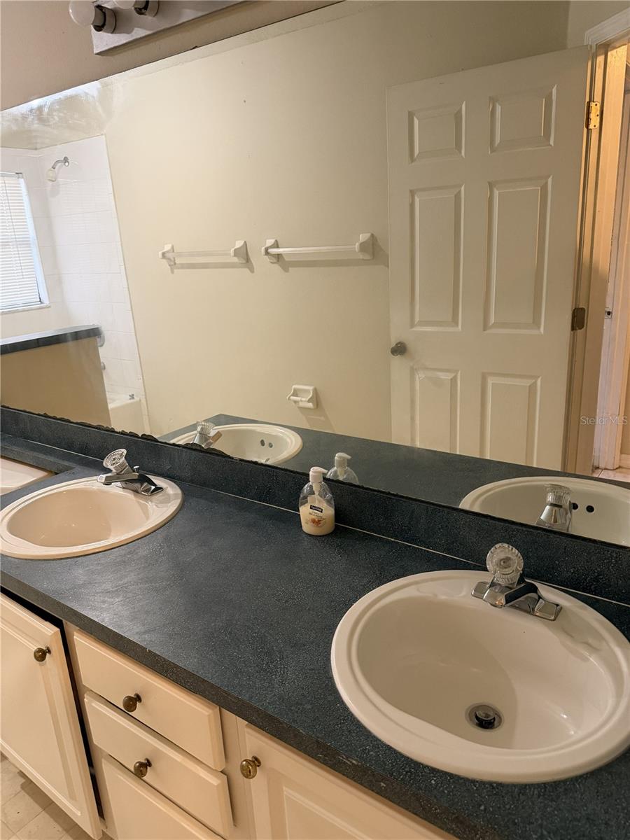 SILVER RIDGE PH 04 - Residential
