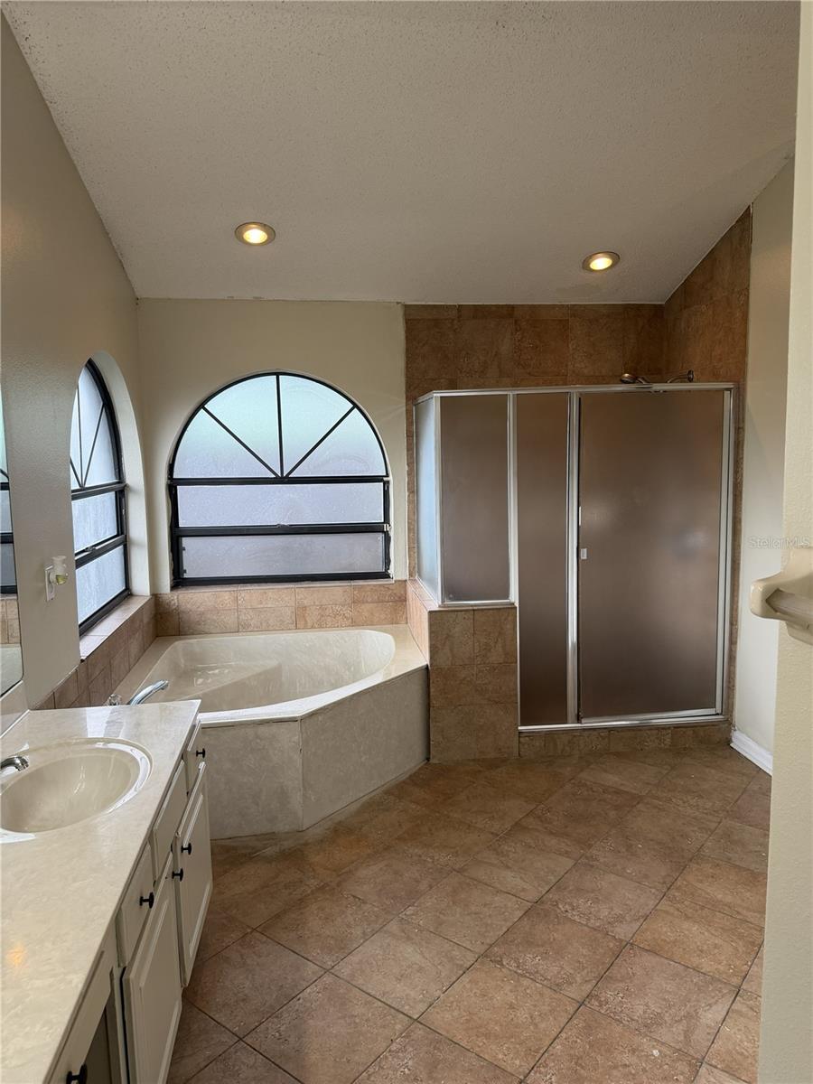 SILVER RIDGE PH 04 - Residential