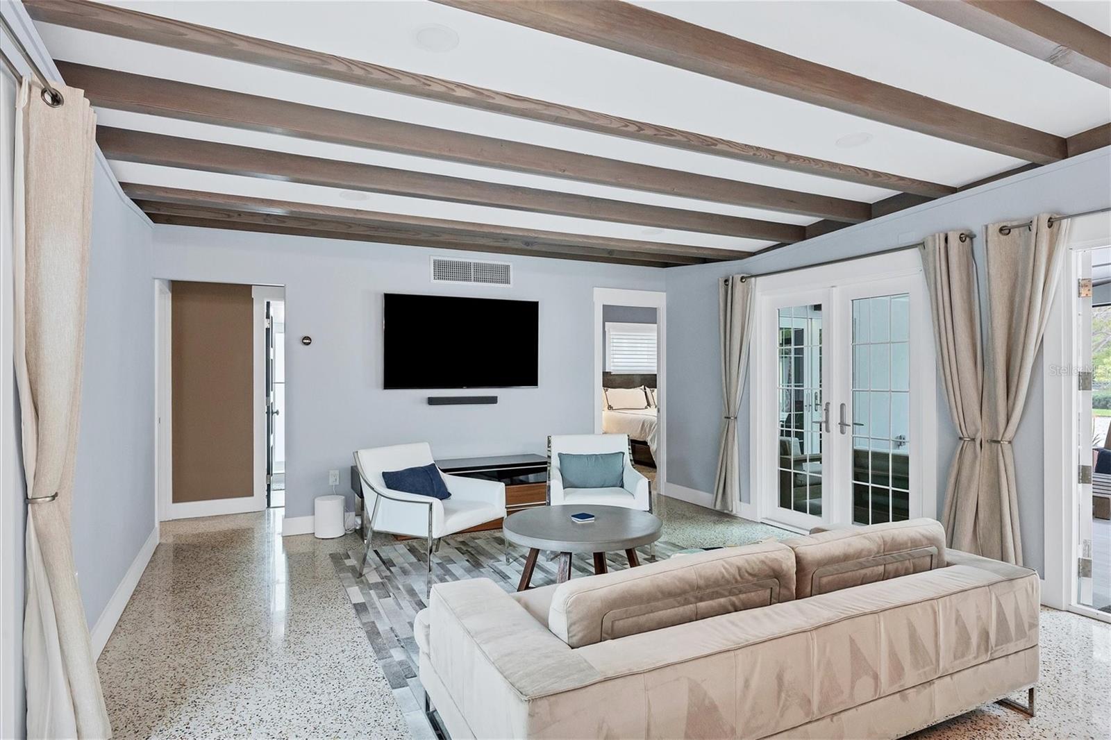 LIDO C - Residential Lease