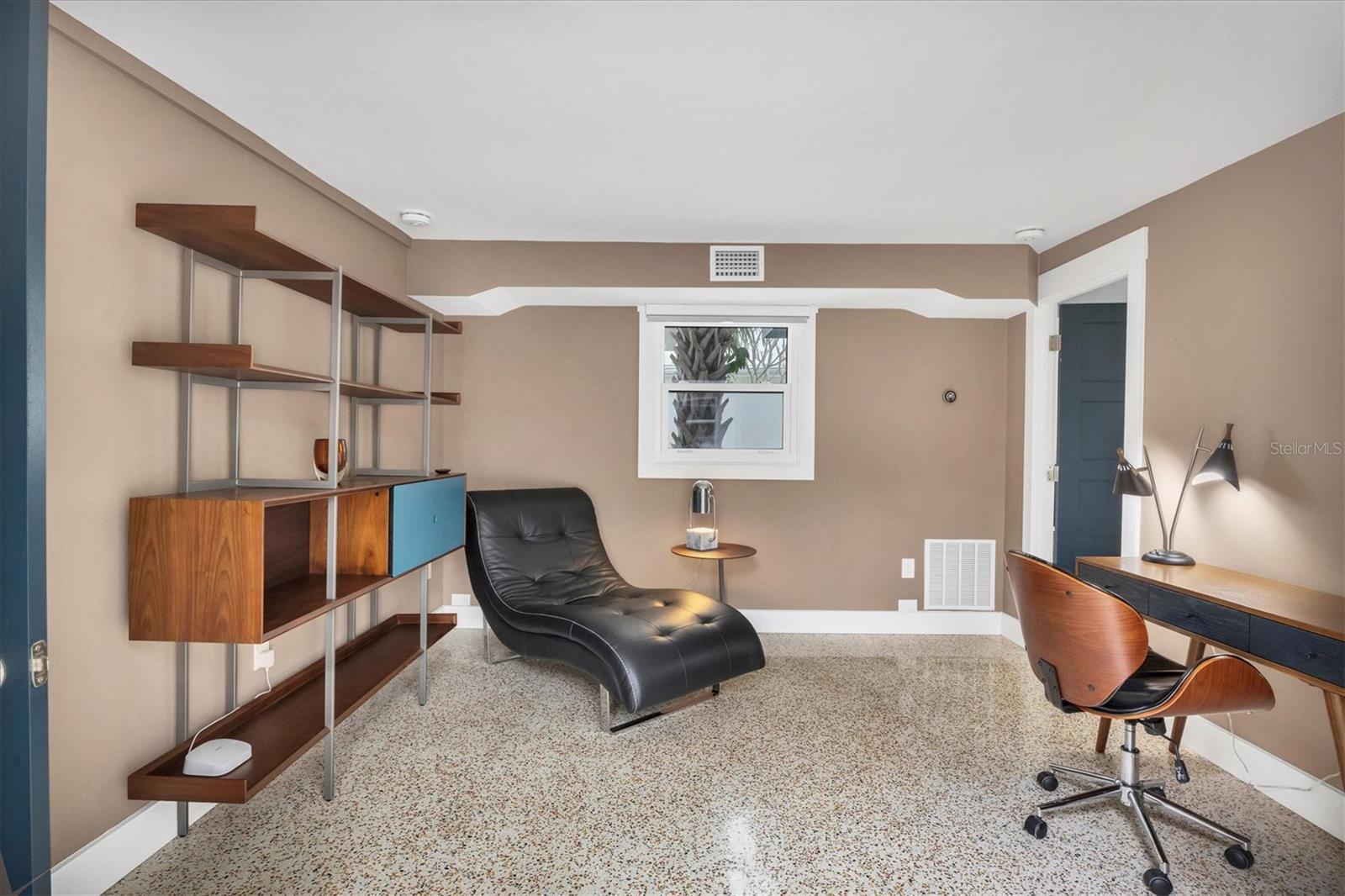 LIDO C - Residential Lease