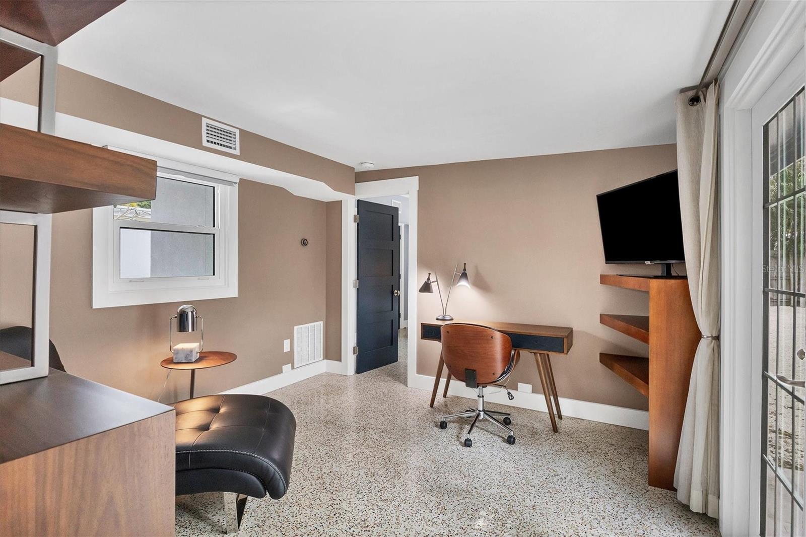 LIDO C - Residential Lease