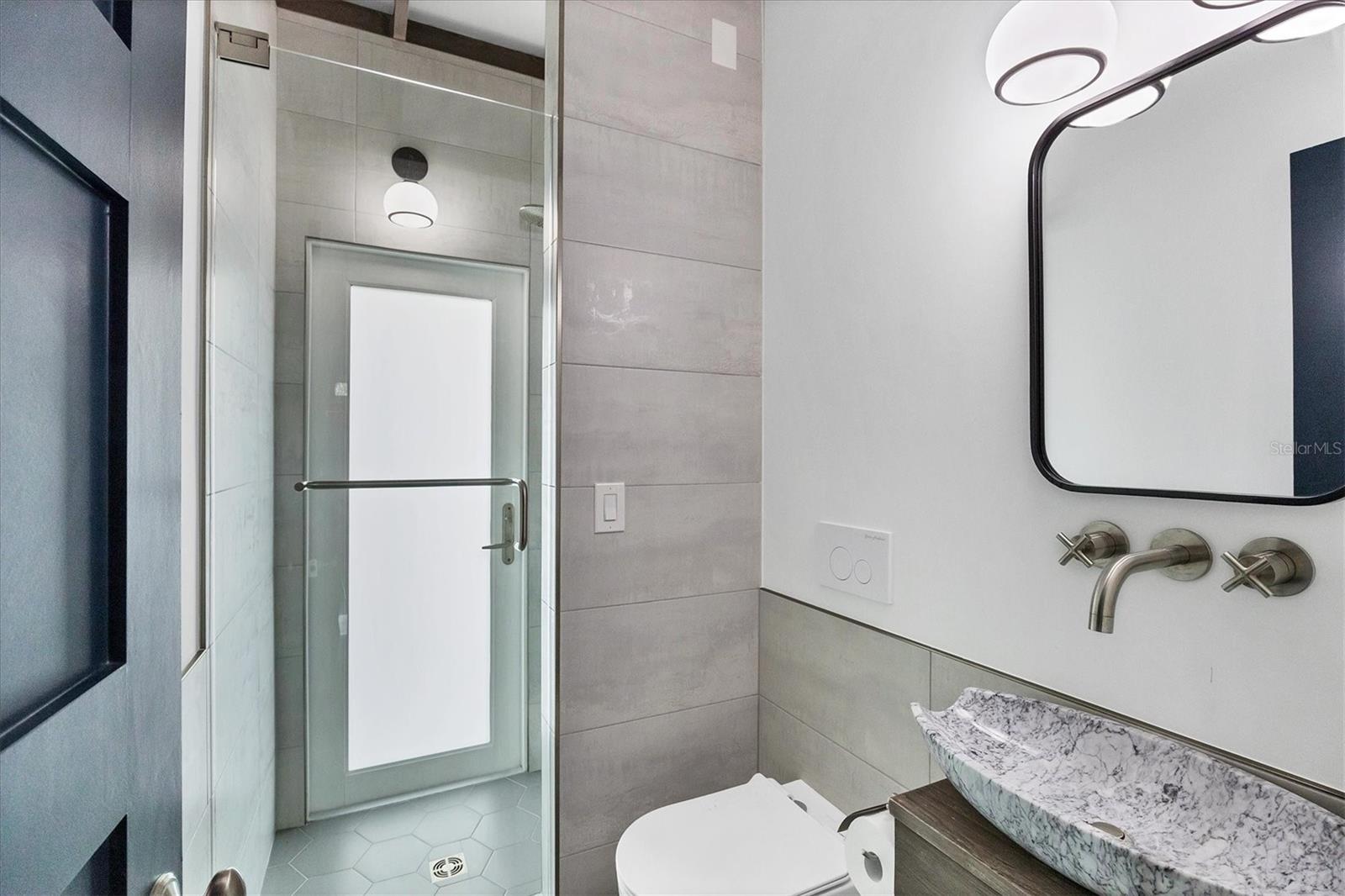 LIDO C - Residential Lease