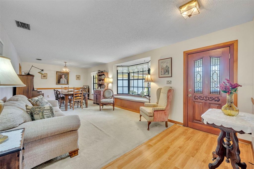 Photo of 120 Lake Oaks Boulevard, Longwood, FL 32750 (MLS # O6351140)