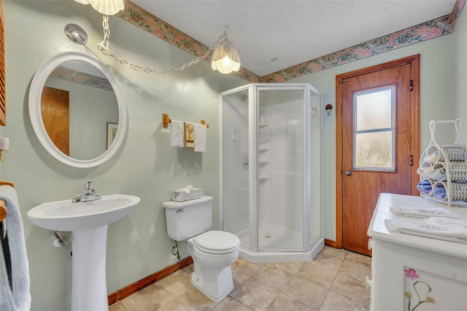 SANLANDO SPRINGS LAKE OAKS SECTION - Residential