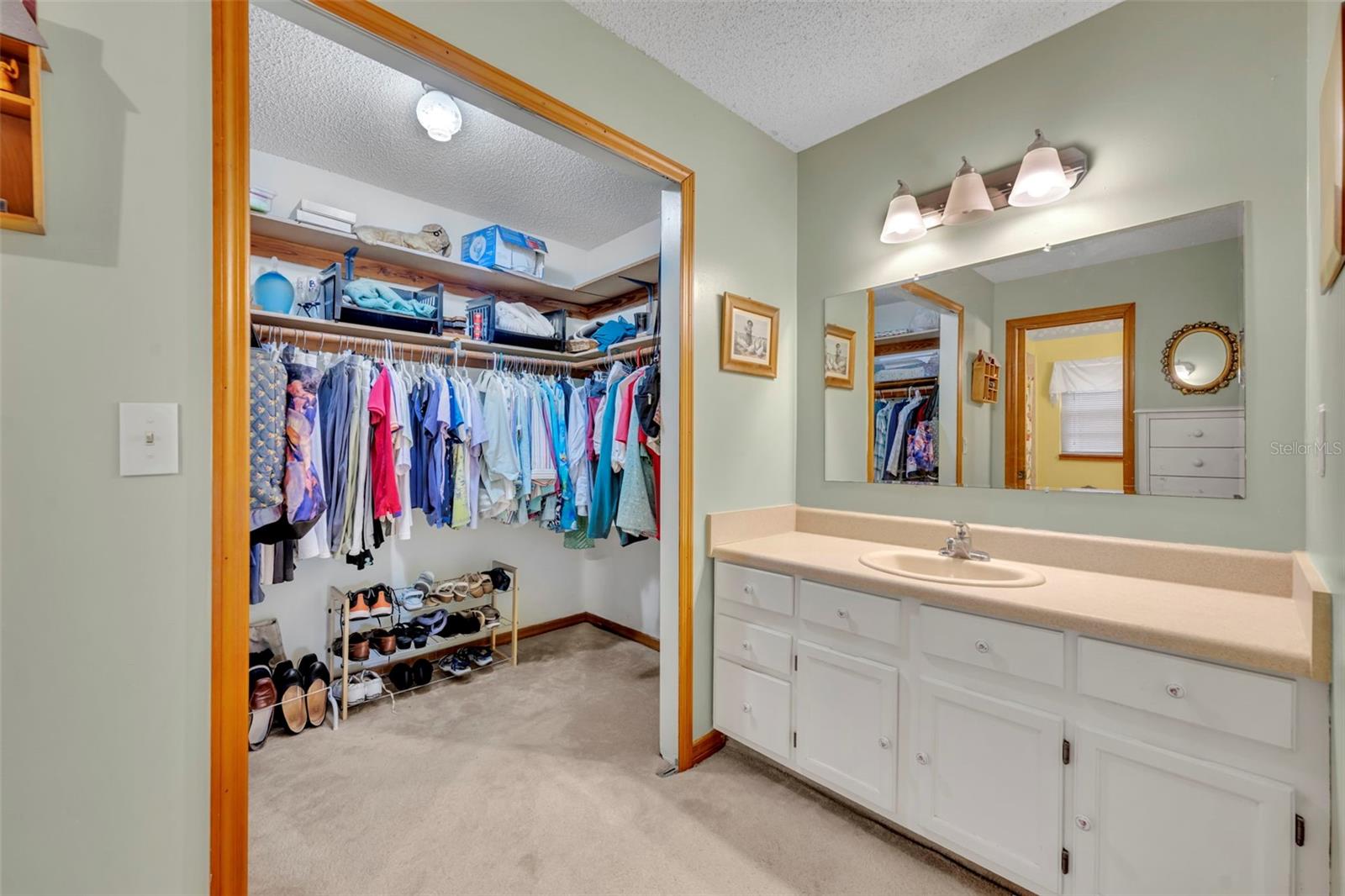 SANLANDO SPRINGS LAKE OAKS SECTION - Residential
