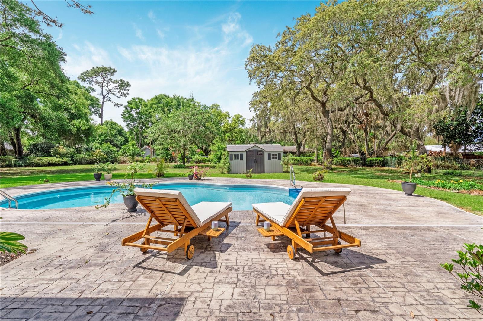 LOST HILL LAKE ESTATES UNIT 02 - Residential