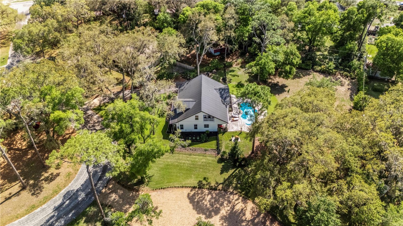 LOST HILL LAKE ESTATES UNIT 02 - Residential