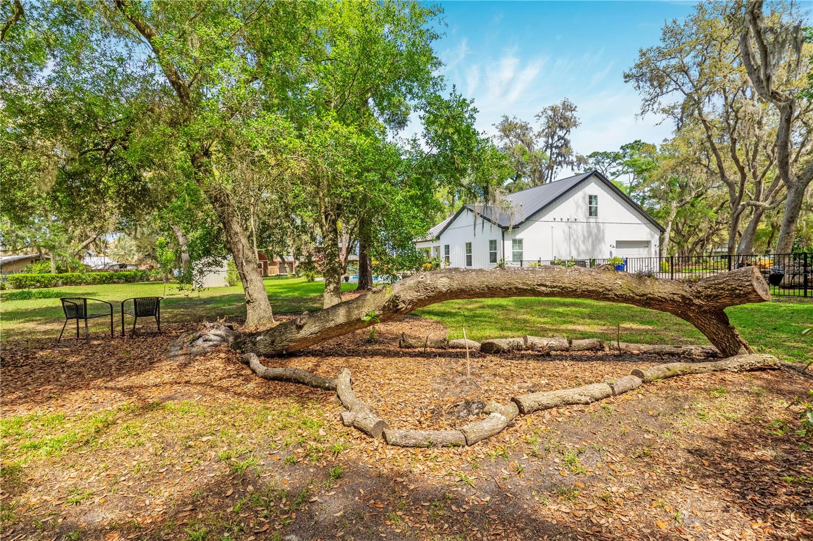 LOST HILL LAKE ESTATES UNIT 02 - Residential