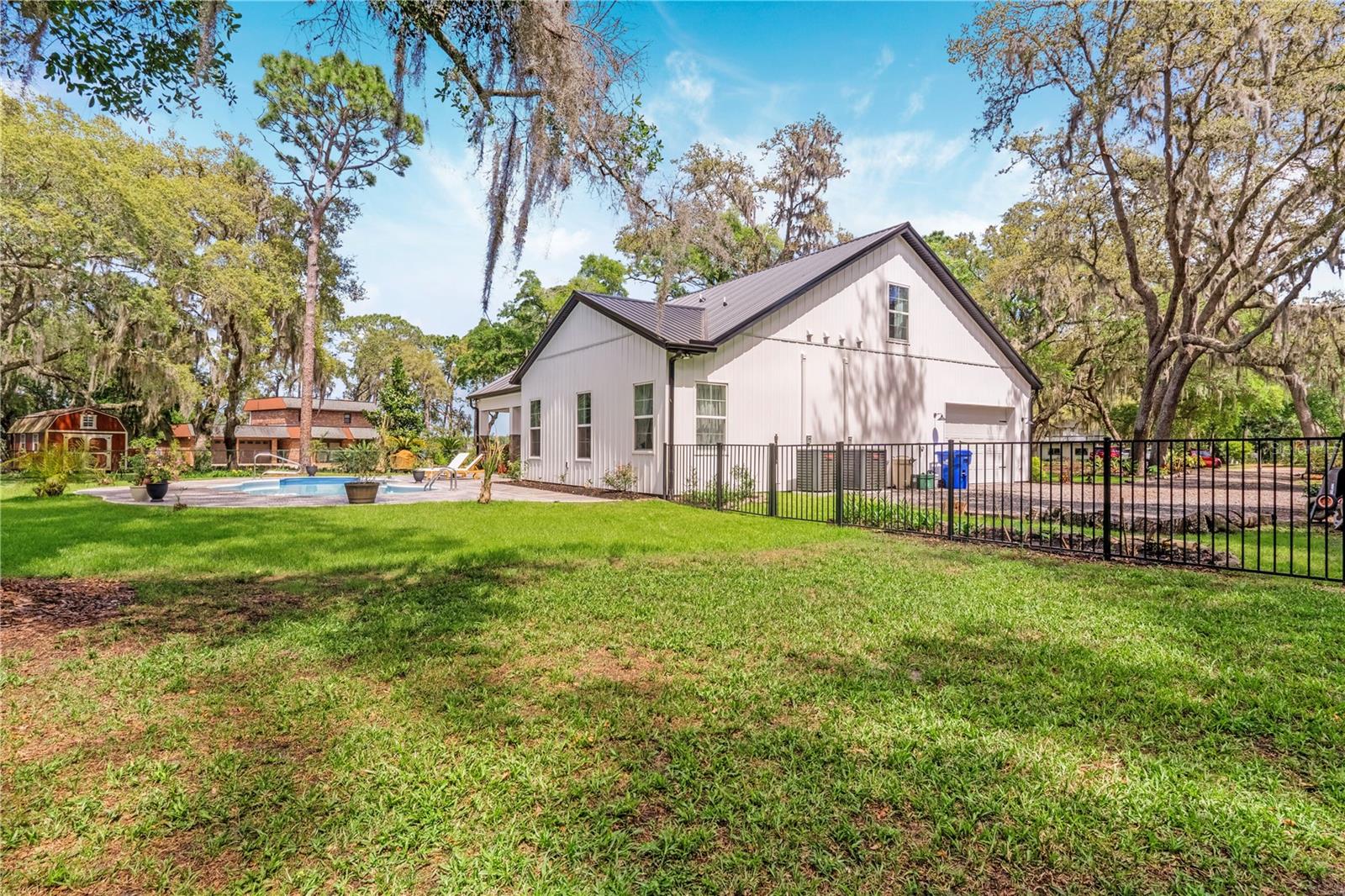 LOST HILL LAKE ESTATES UNIT 02 - Residential