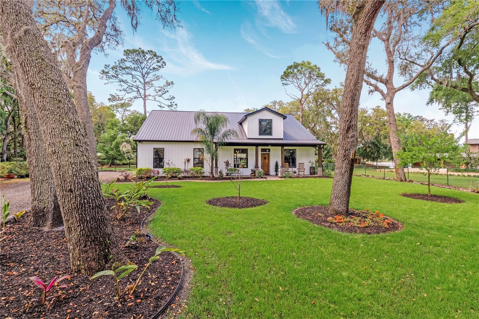 LOST HILL LAKE ESTATES UNIT 02 - Residential