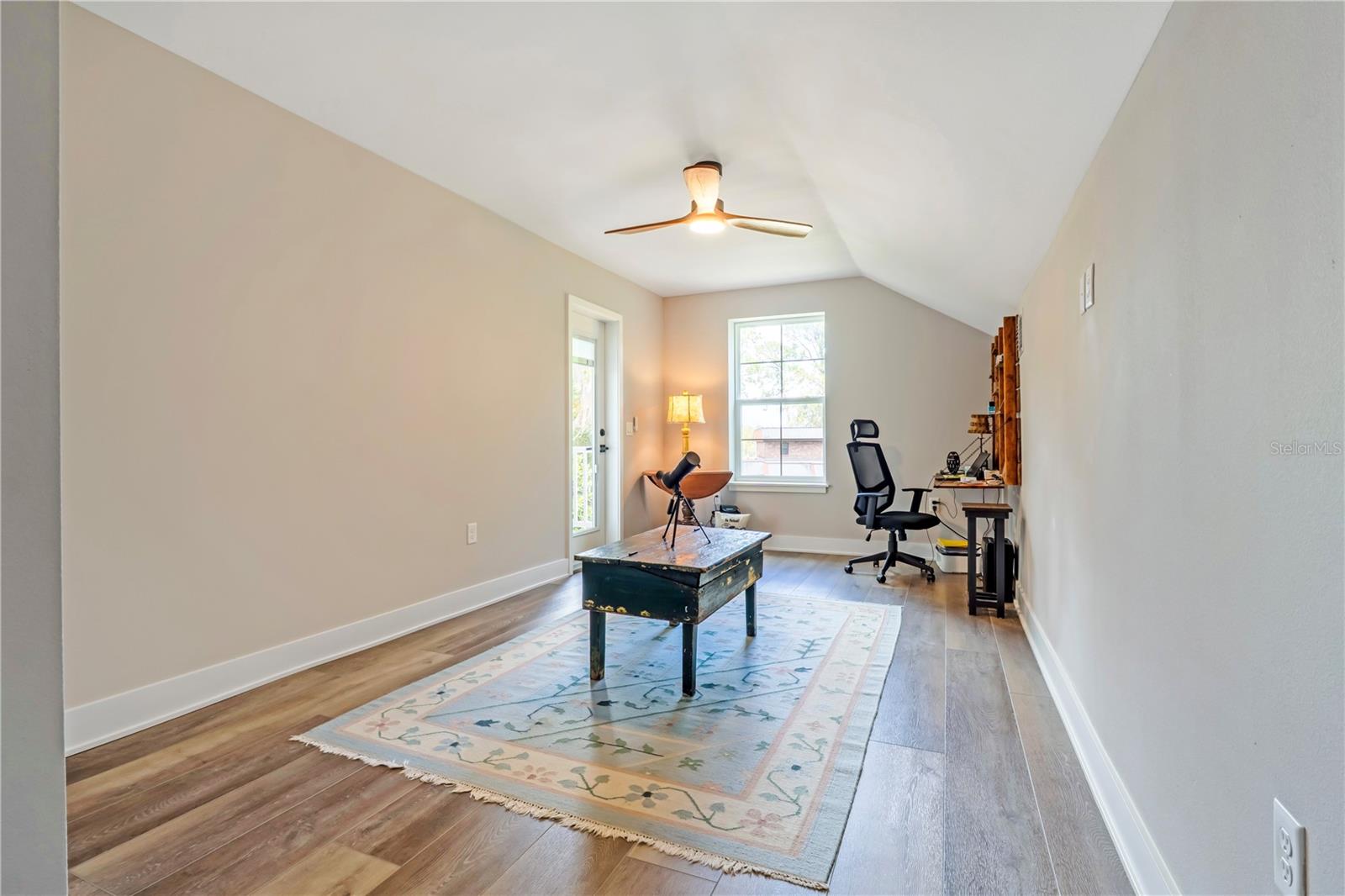 LOST HILL LAKE ESTATES UNIT 02 - Residential