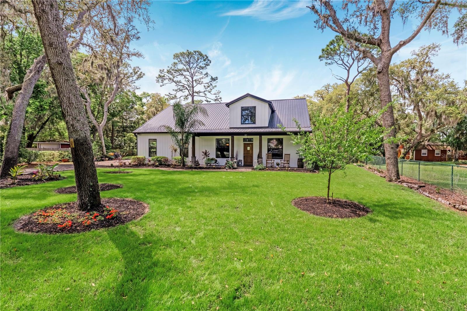 LOST HILL LAKE ESTATES UNIT 02 - Residential