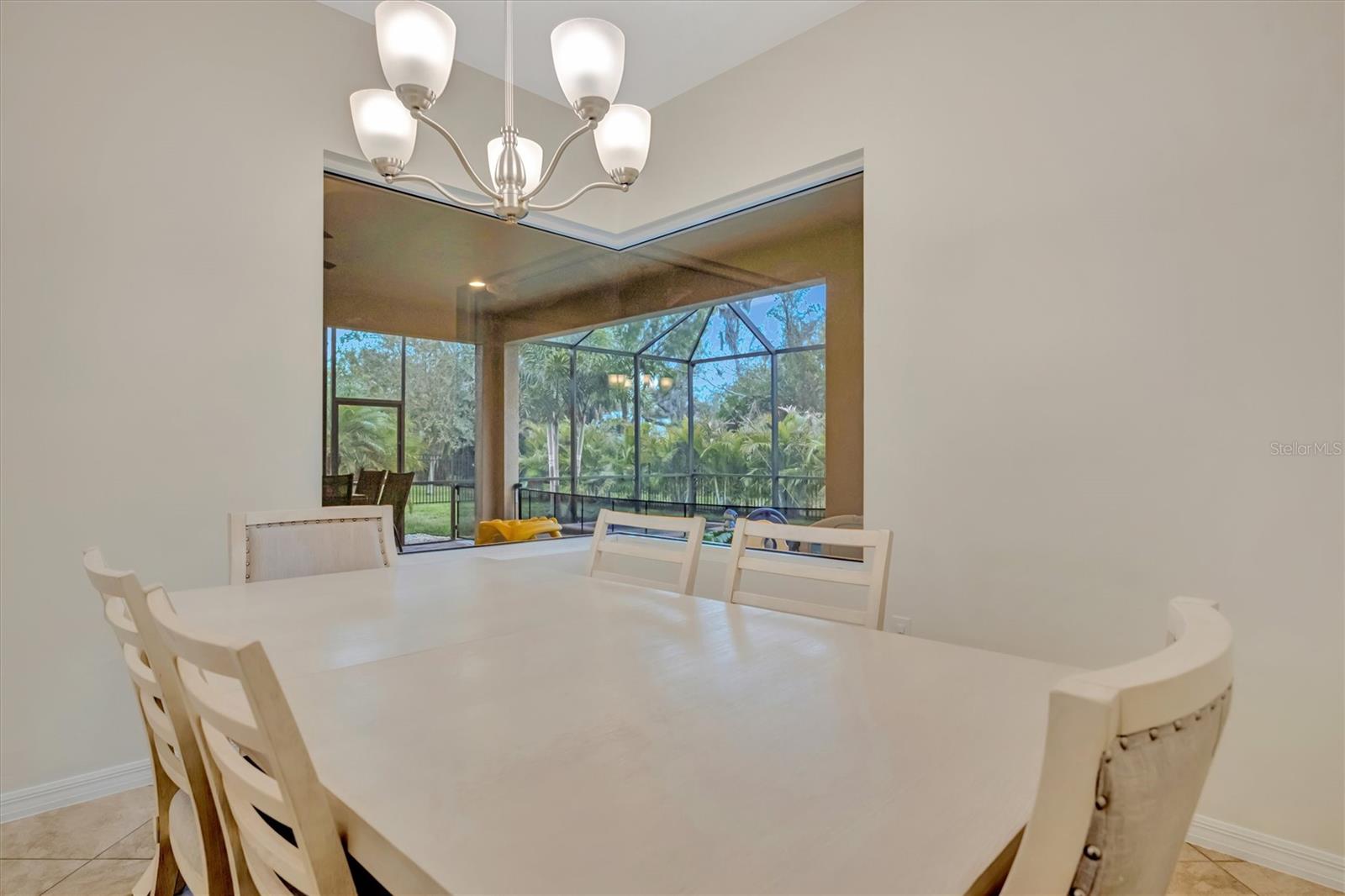 RIVER CLUB - Residential