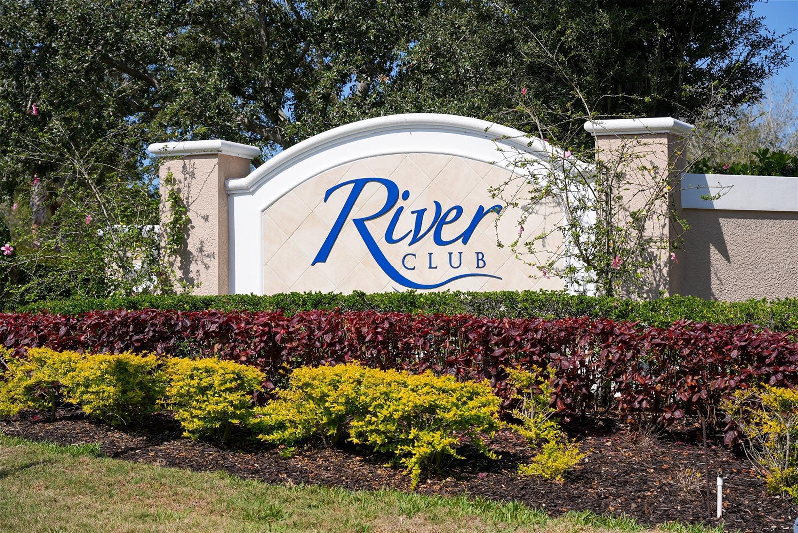 RIVER CLUB - Residential