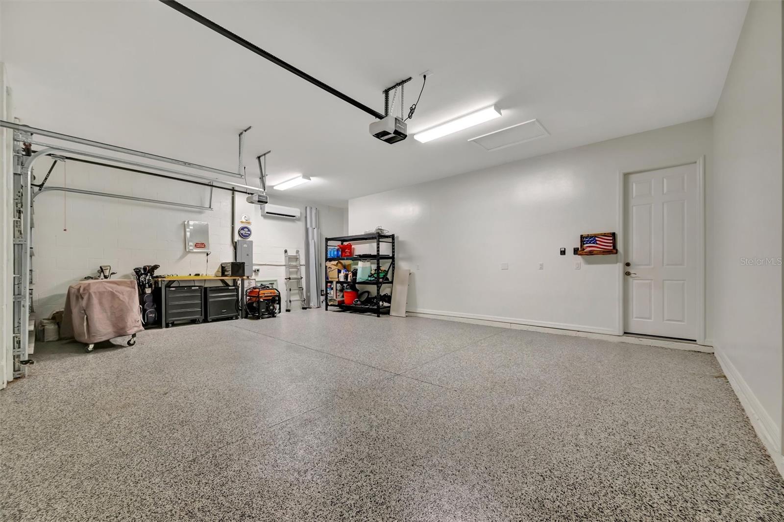 RIVER CLUB - Residential