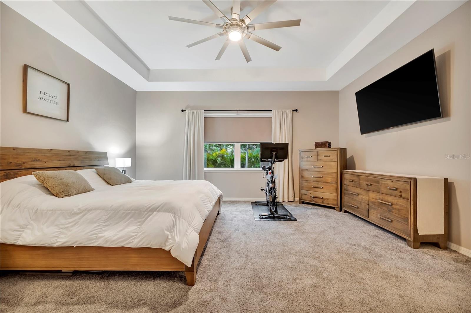 RIVER CLUB - Residential