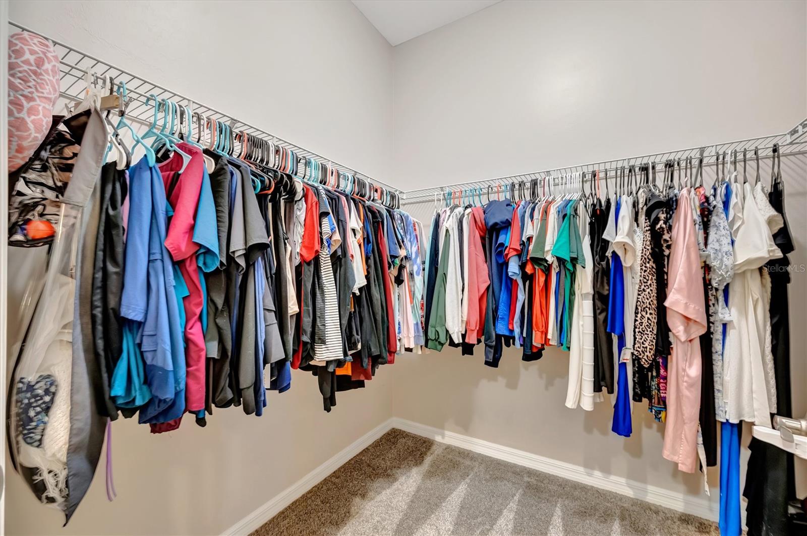 RIVER CLUB - Residential