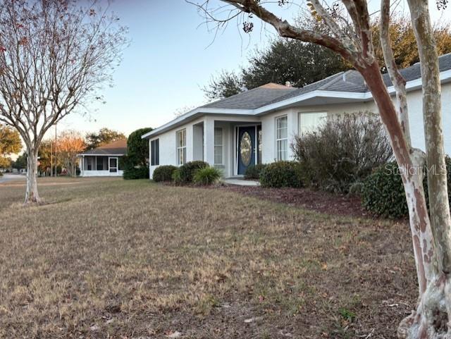 ON TOP OF THE WORLD - Residential Lease