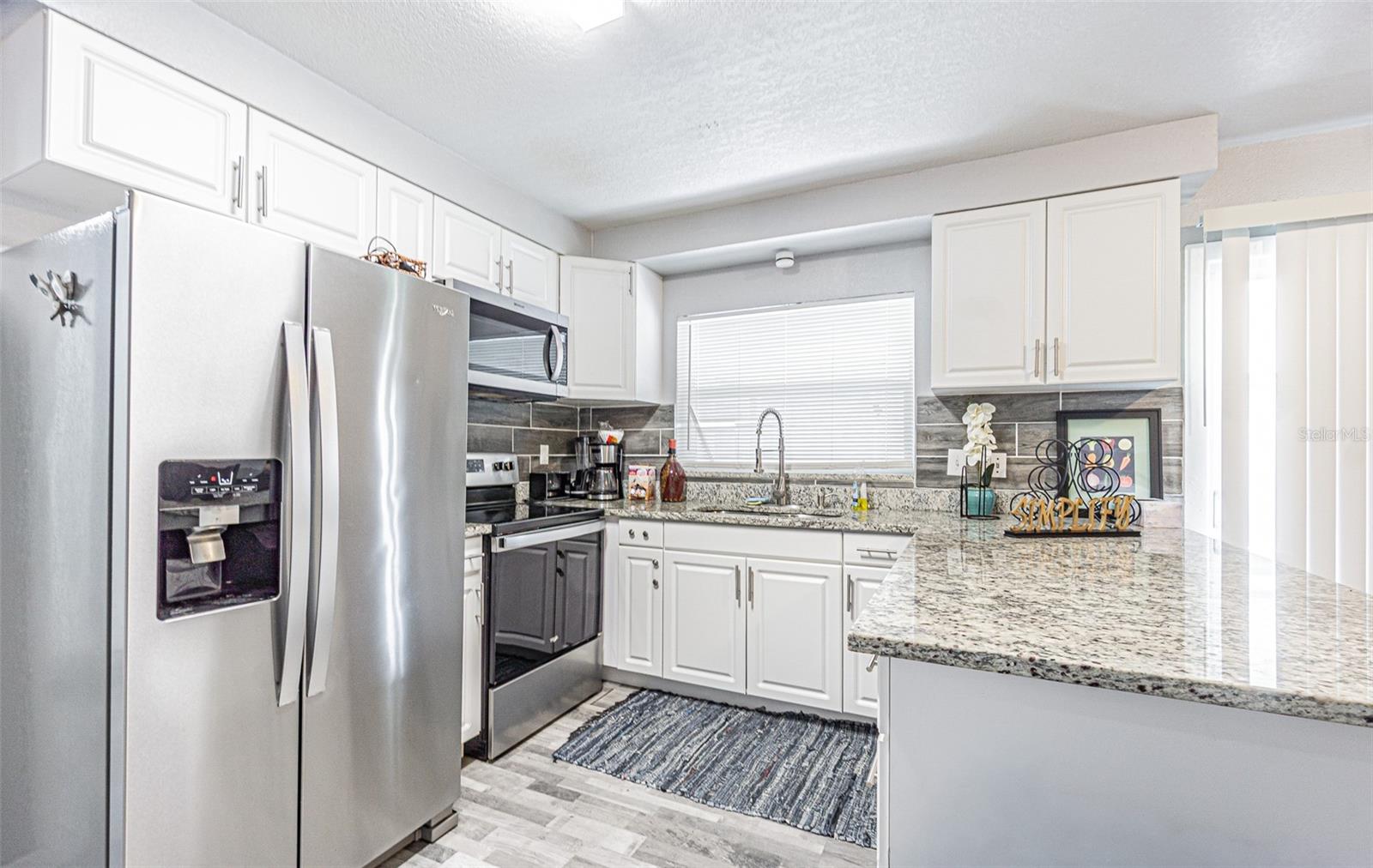 PINEHURST COURT SUB - Residential