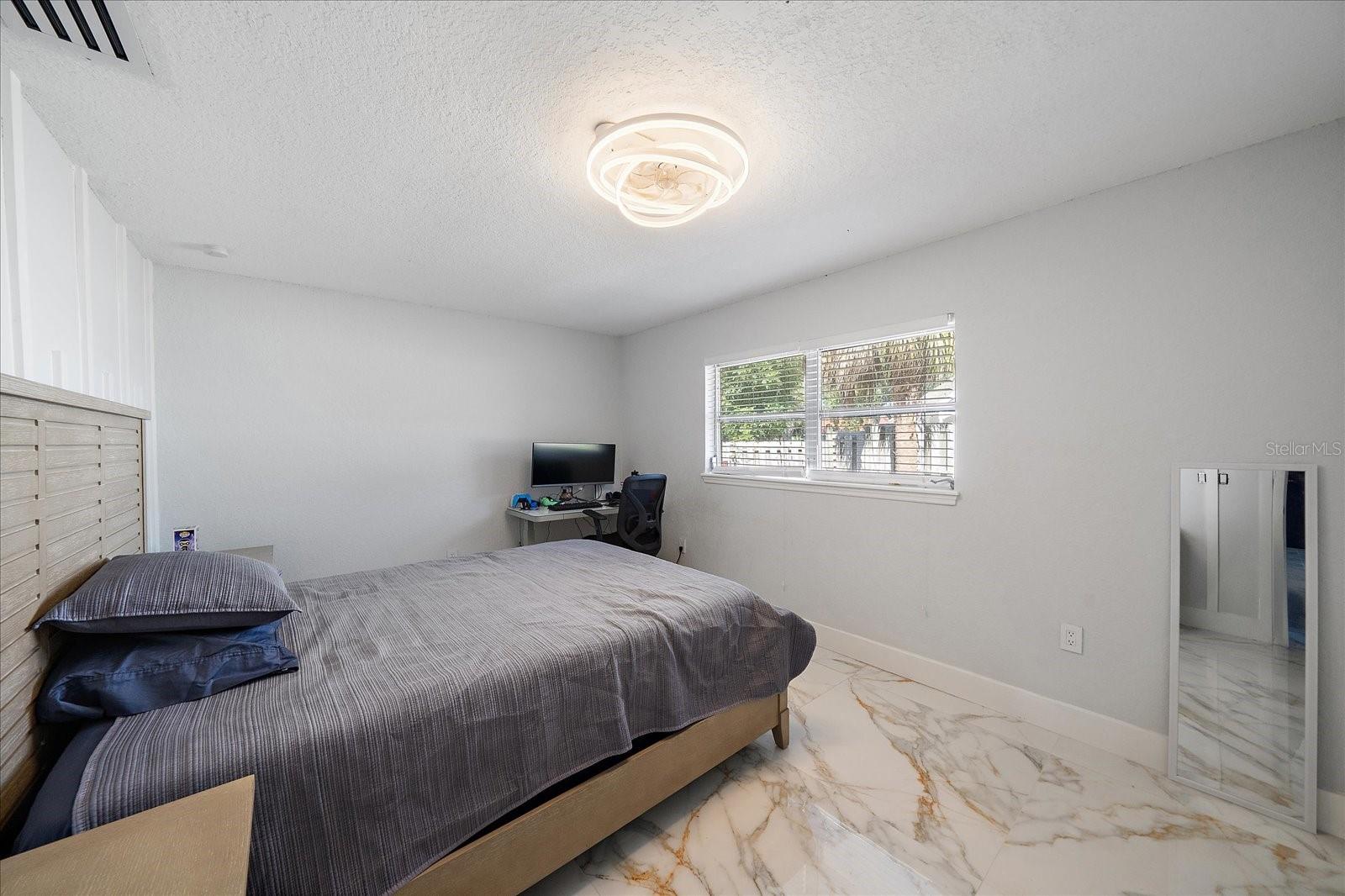 GULF GATE WOODS - Residential