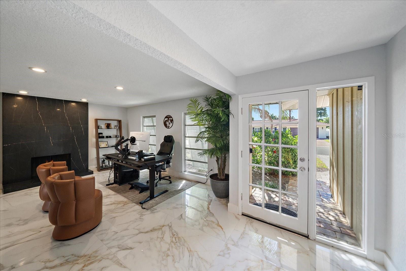 GULF GATE WOODS - Residential