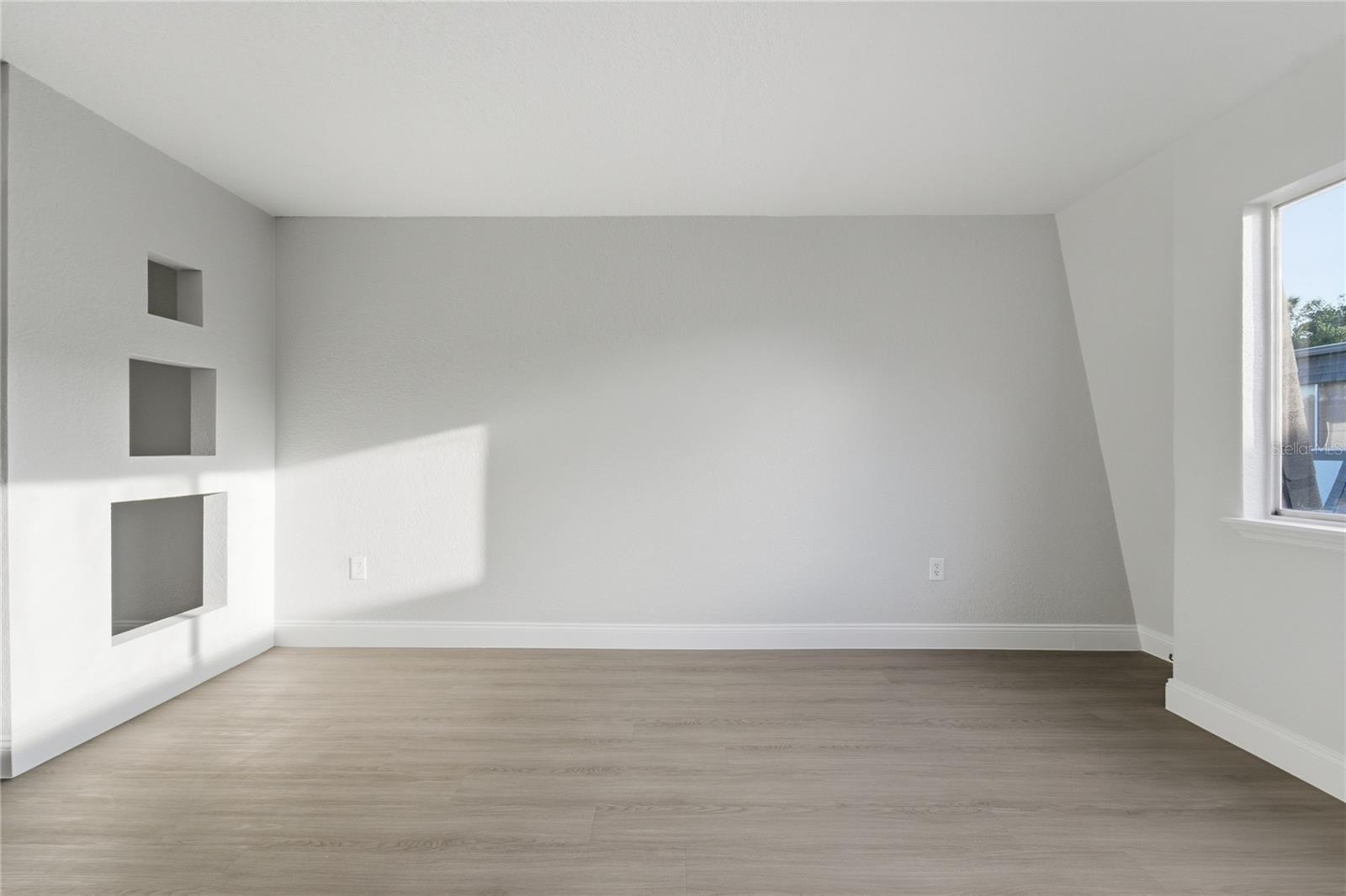 METRO/MICHIGAN PARK CONDO - Residential