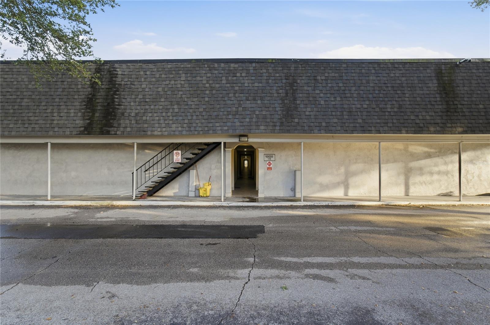 METRO/MICHIGAN PARK CONDO - Residential