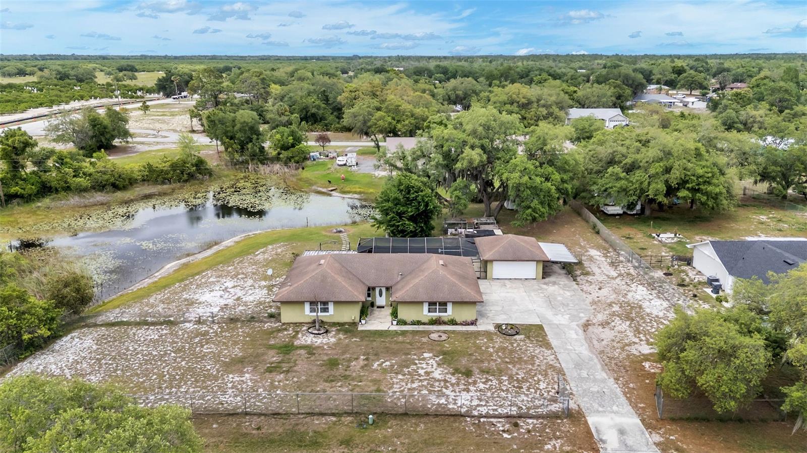 WALK IN WATER LAKE ESTATES PH 03 - Residential