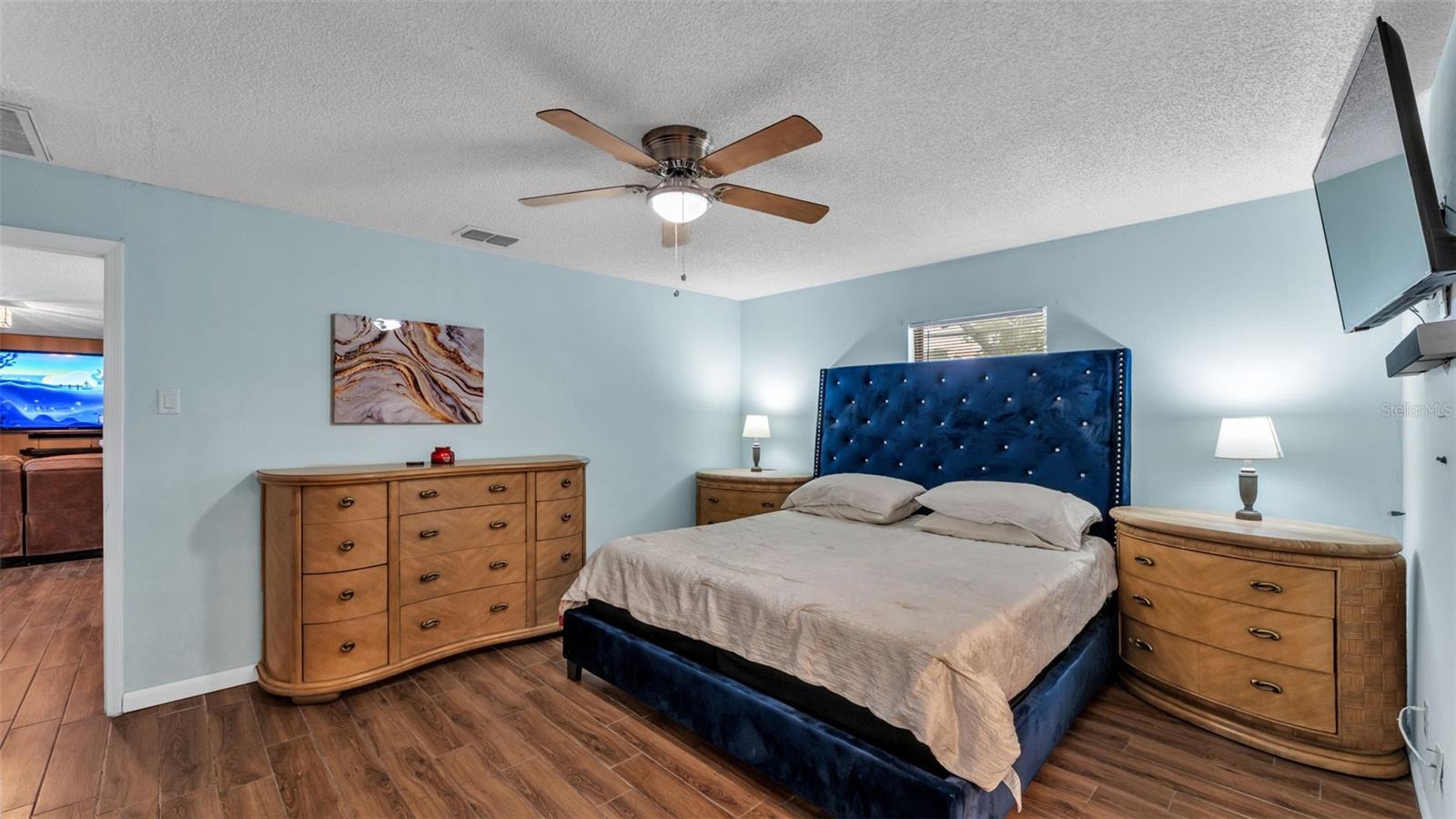 WALK IN WATER LAKE ESTATES PH 03 - Residential