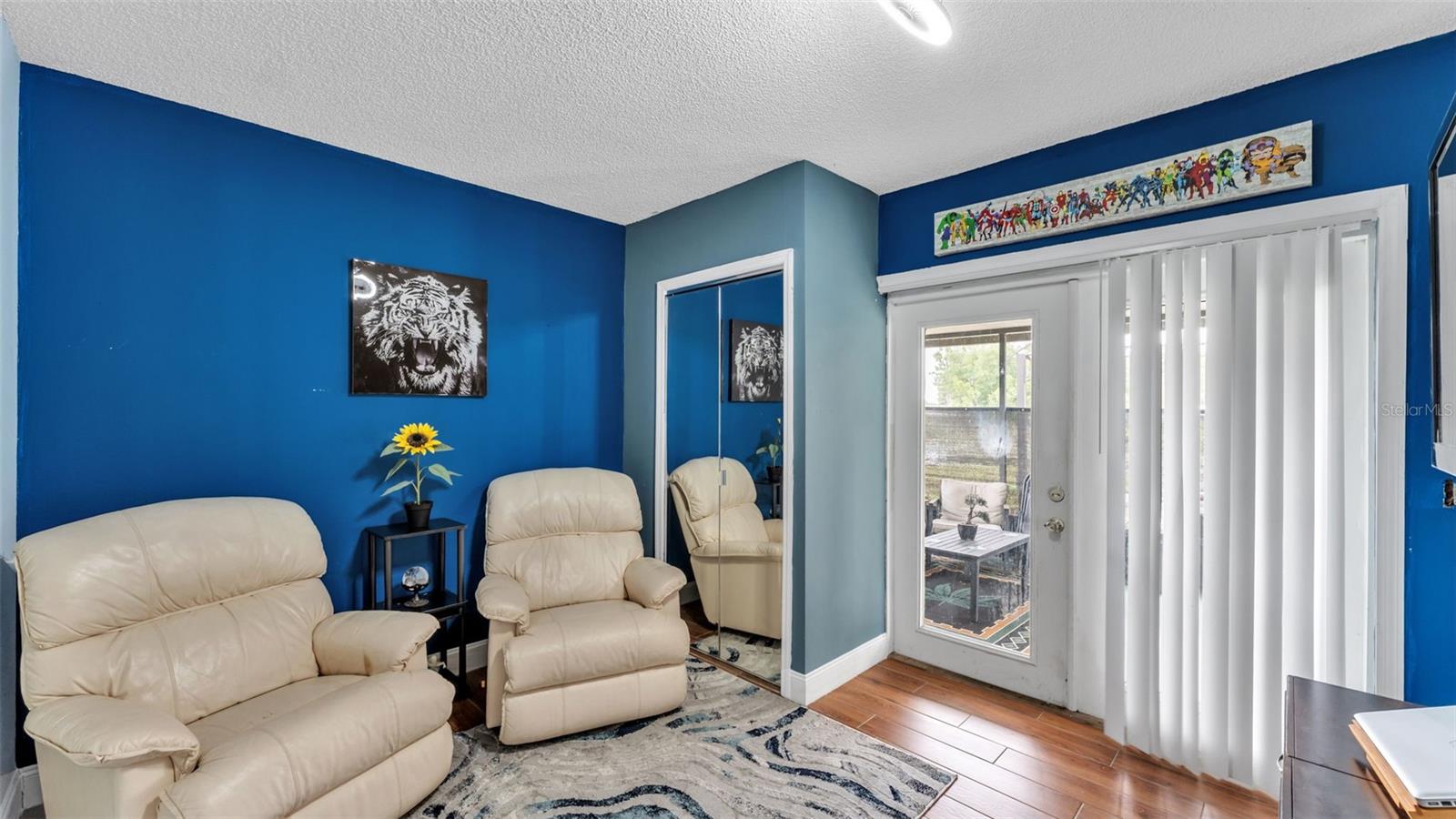 WALK IN WATER LAKE ESTATES PH 03 - Residential
