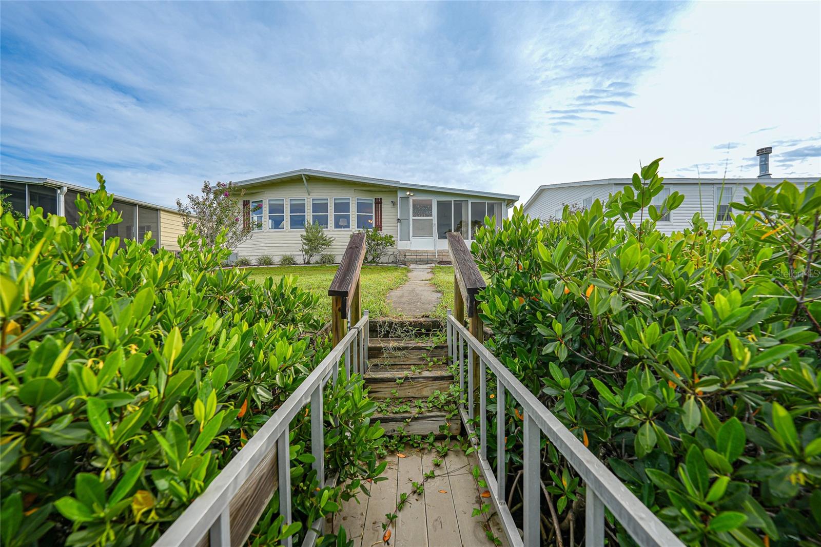 LAZY RIVER MHP - Residential
