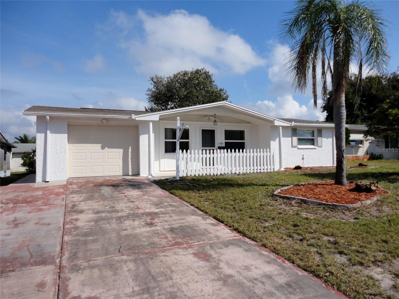 TABLEWOOD TERRANCE - Residential Lease