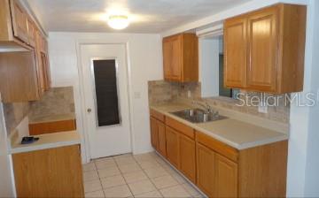 TABLEWOOD TERRANCE - Residential Lease