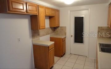 TABLEWOOD TERRANCE - Residential Lease