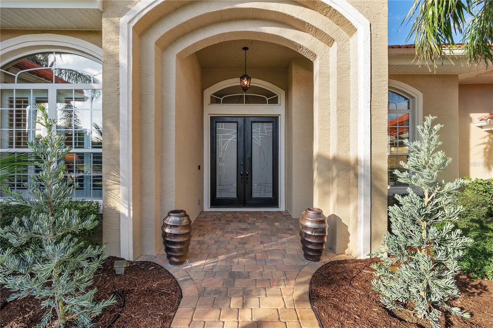 1066 HAMPSTEAD LANE