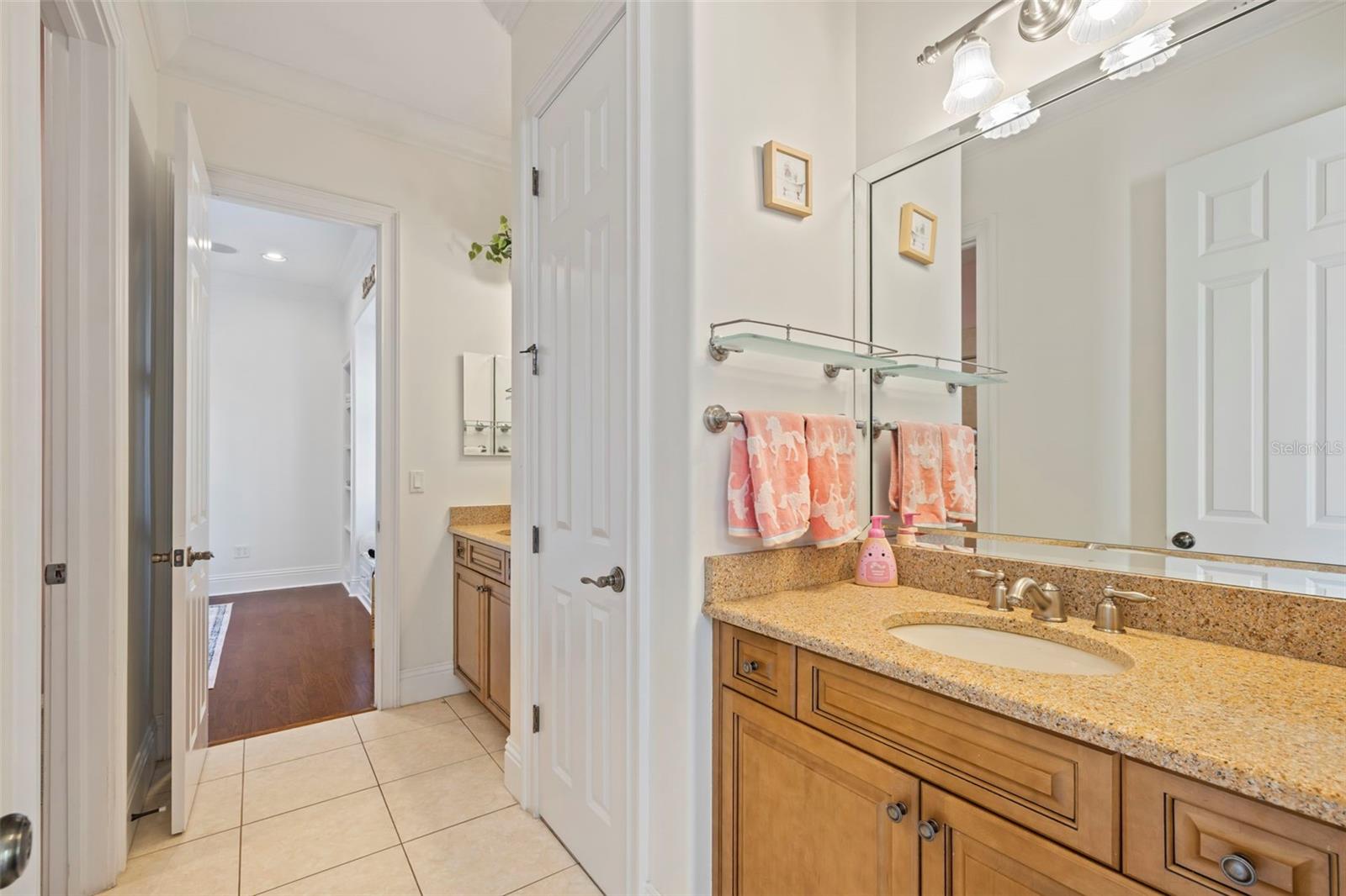 LADERA - Residential