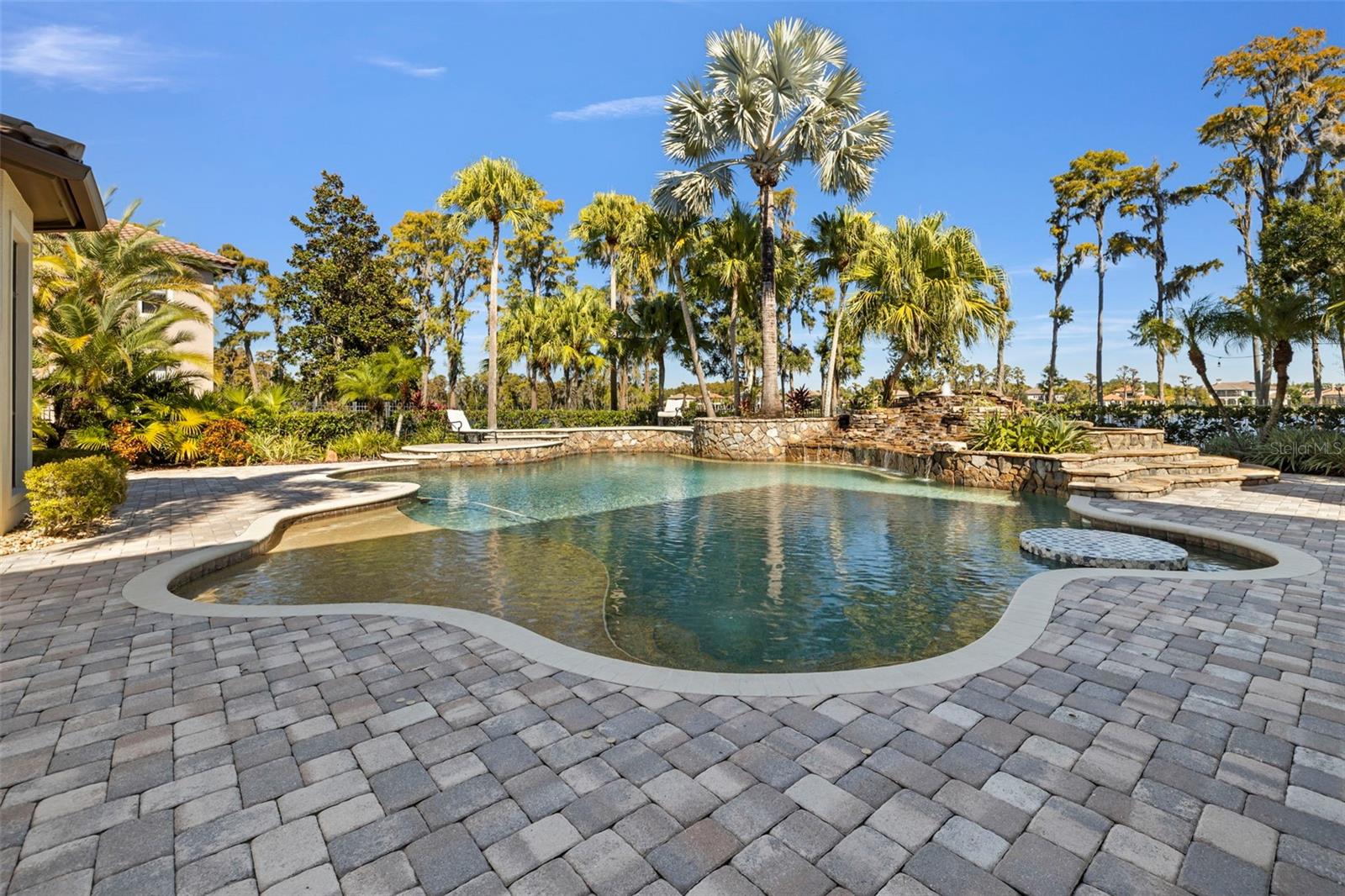 LADERA - Residential