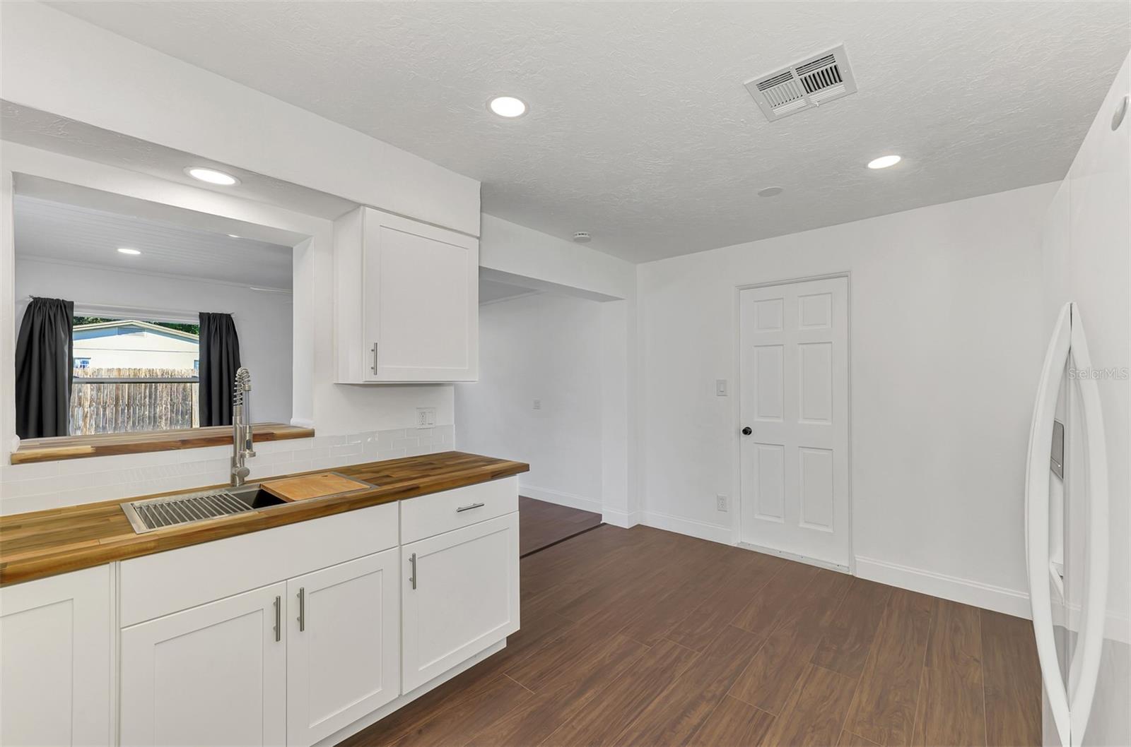 GOLF CLUB ESTATES - Residential