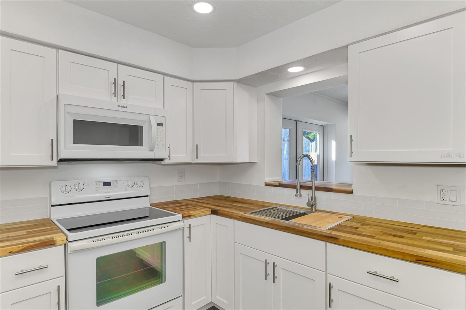 GOLF CLUB ESTATES - Residential