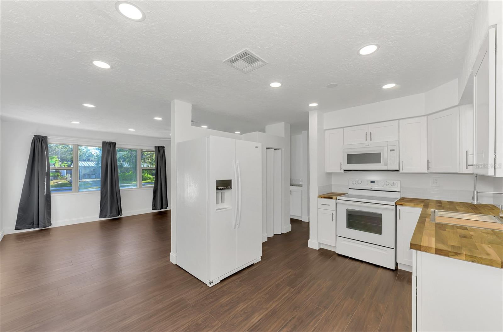 GOLF CLUB ESTATES - Residential