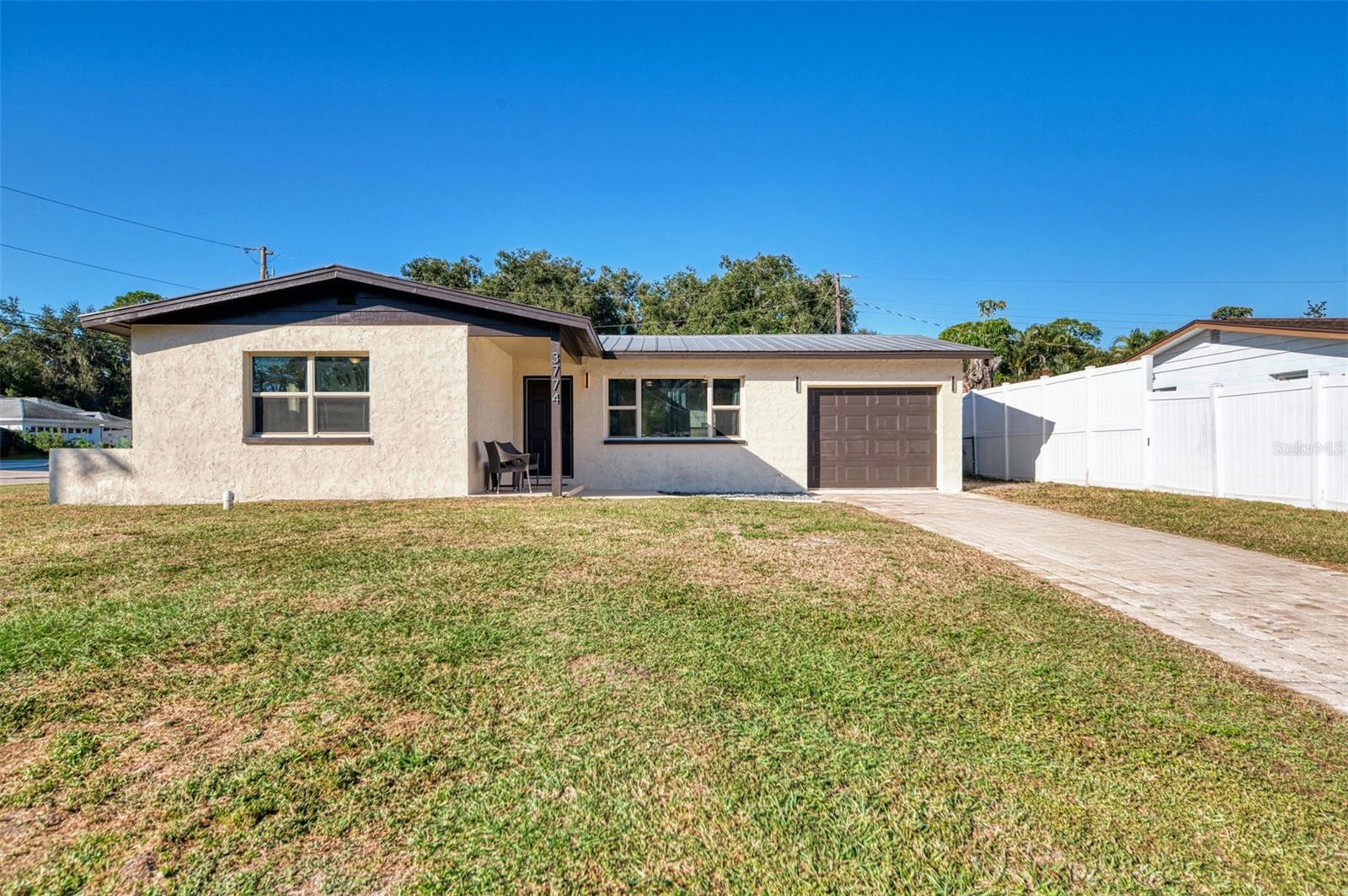 GOLF CLUB ESTATES - Residential