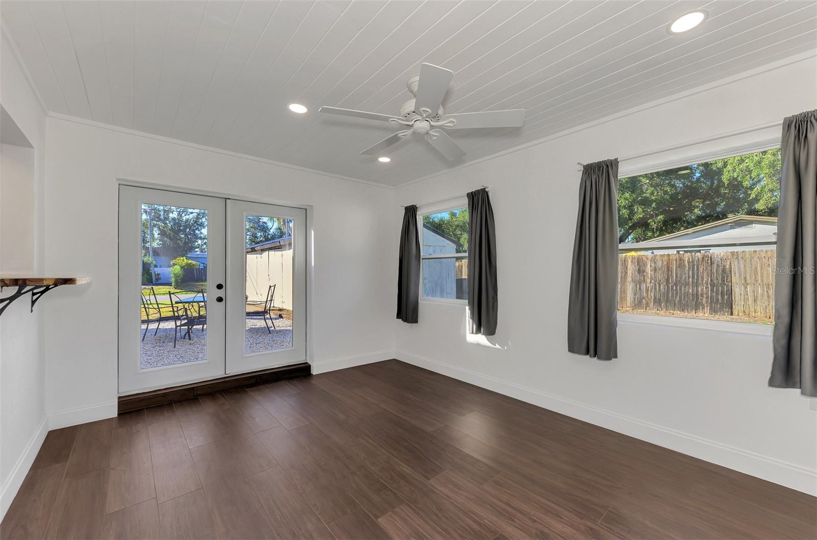 GOLF CLUB ESTATES - Residential