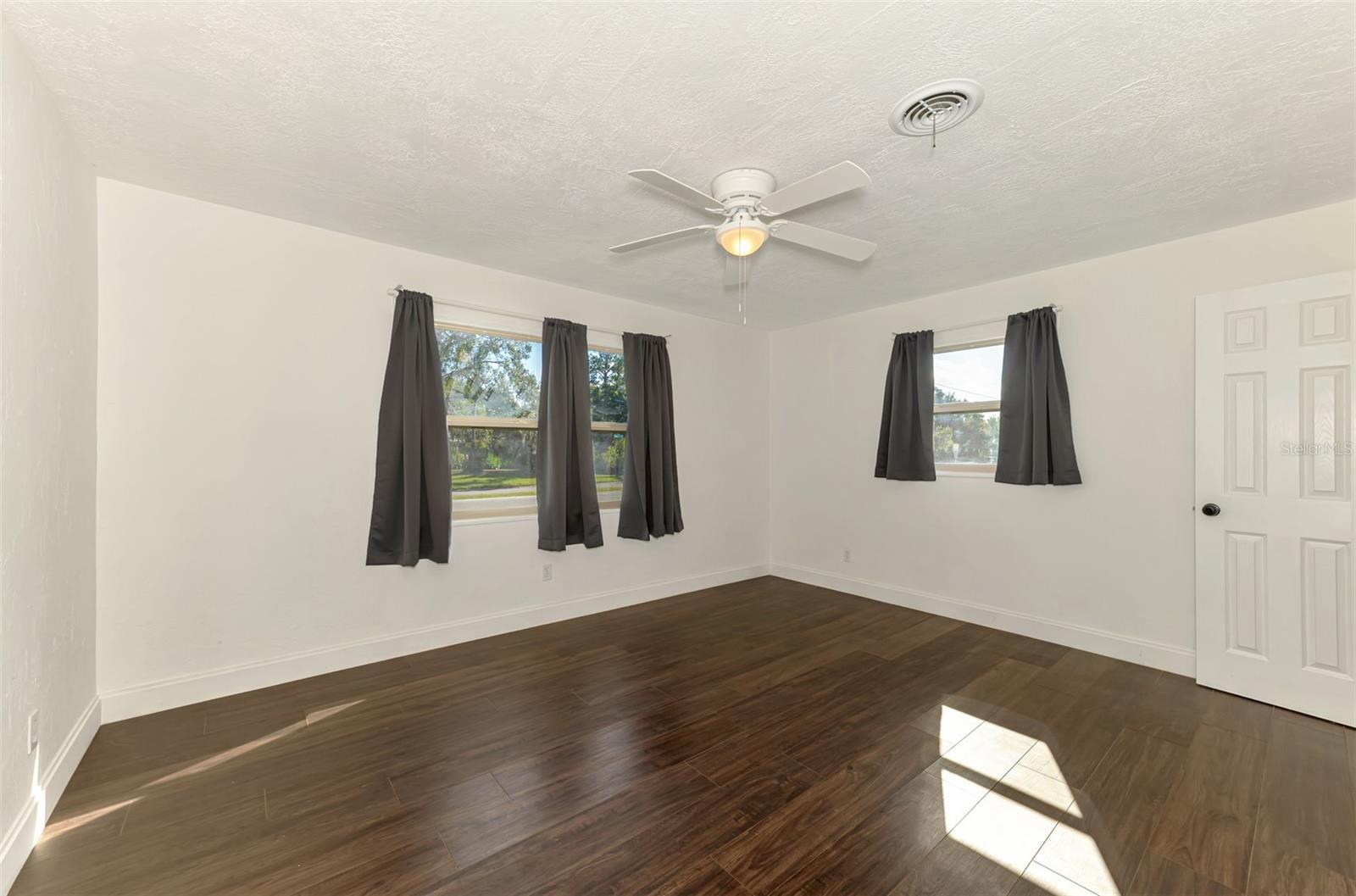 GOLF CLUB ESTATES - Residential