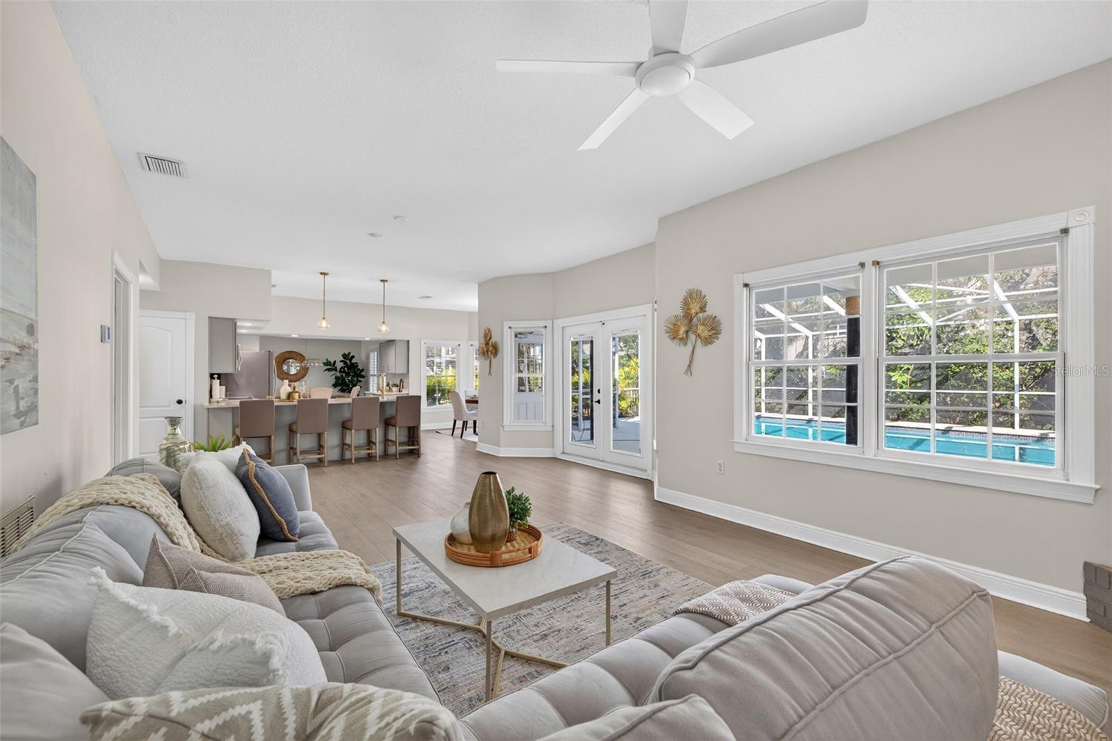 PINELLAS FARMS - Residential