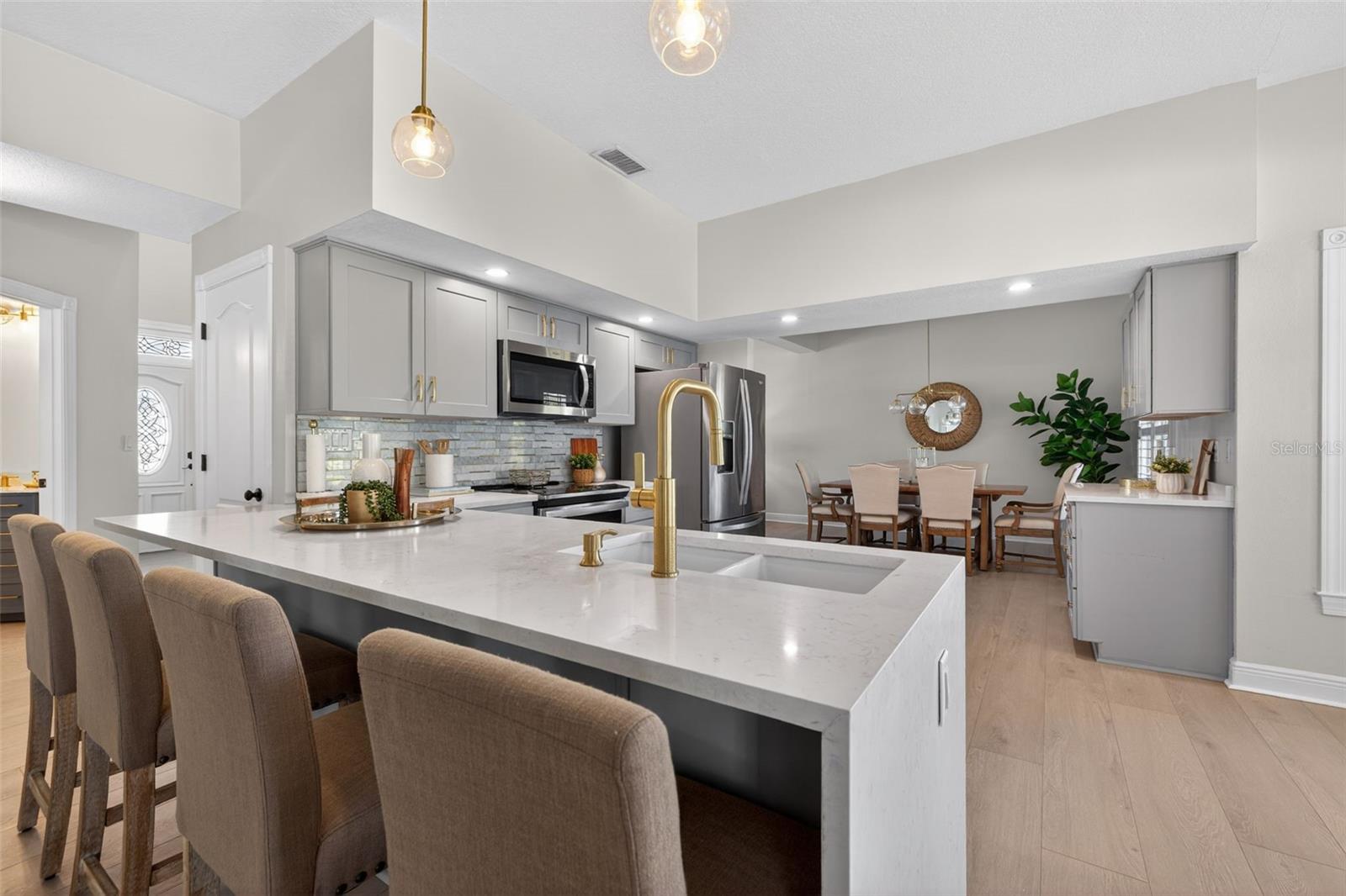 PINELLAS FARMS - Residential