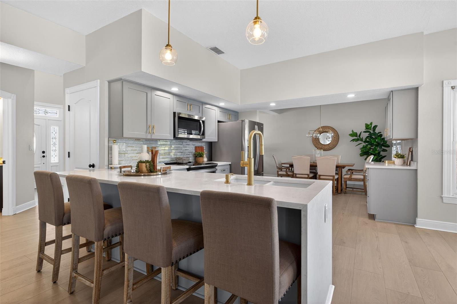 PINELLAS FARMS - Residential